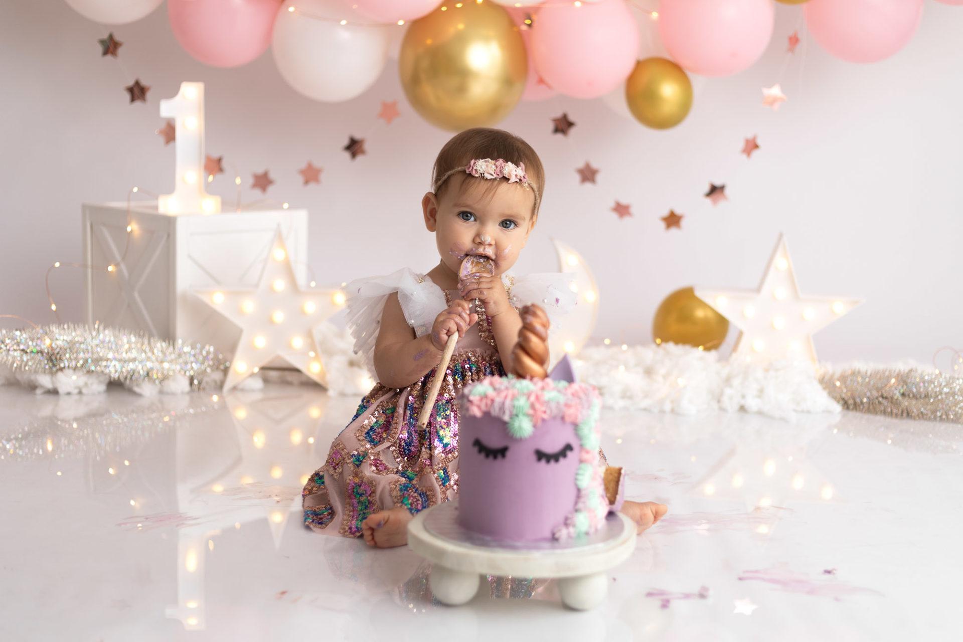 photographe bébé smash cake licorne - neuilly-sur-marne - anniversaire 1 an bébé photo