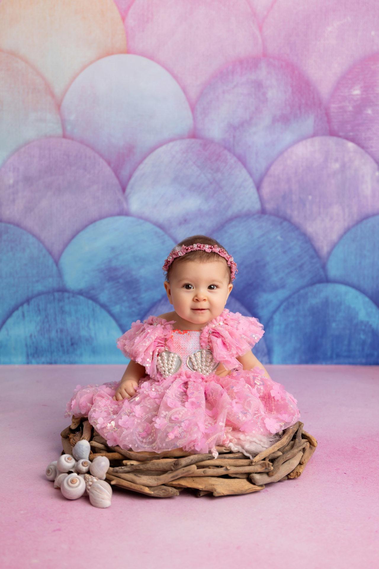 photographe bébé dans un décor - studio neuilly-sur-marne